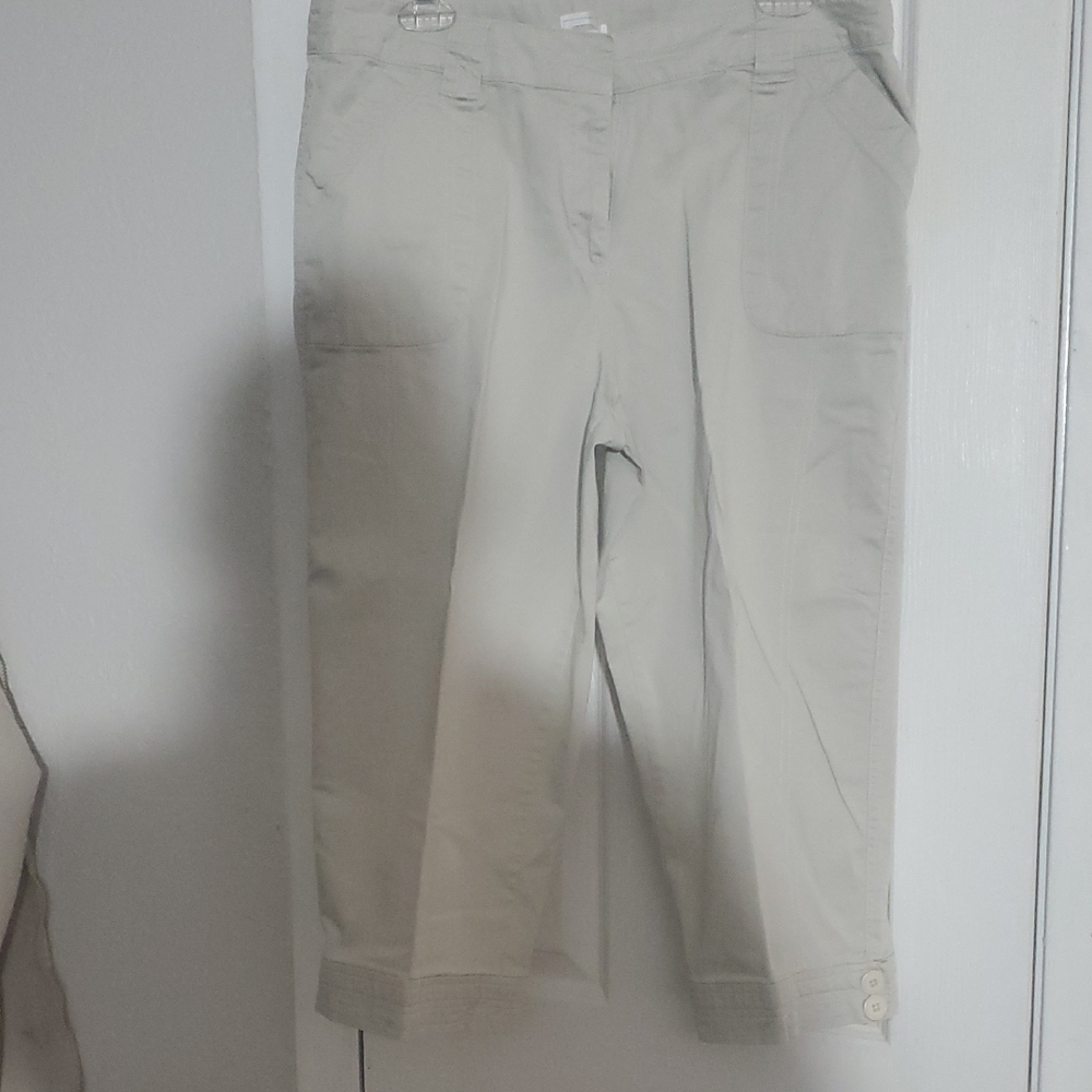 Just My Size Light Beige Capris